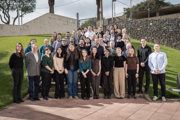 Group photo of MIT students and IAC-ULL PhD students together with researchers and teaching staff, following the joint scientific conference held at the University of La Laguna.
